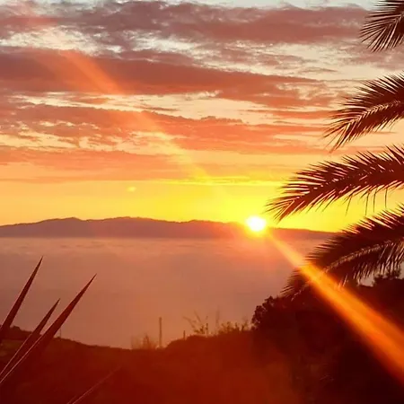 Unique Stargazing Escape With Ocean View Holiday home Fasnia